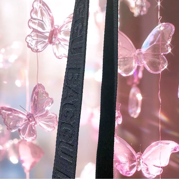 baggu small crescent (azalea pink)! - Picture 3 of 6